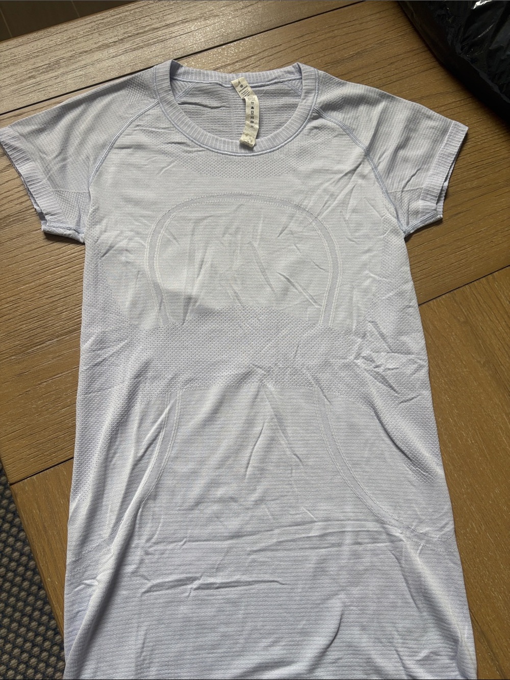 Light lilac Lululemon Tee